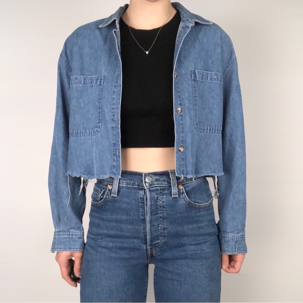 Vintage Eddie Bauer Cropped‎ Denim Button Up Blue Size M Raw Hem